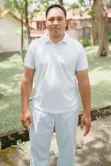  I Made Nawa || Theraputic Massage