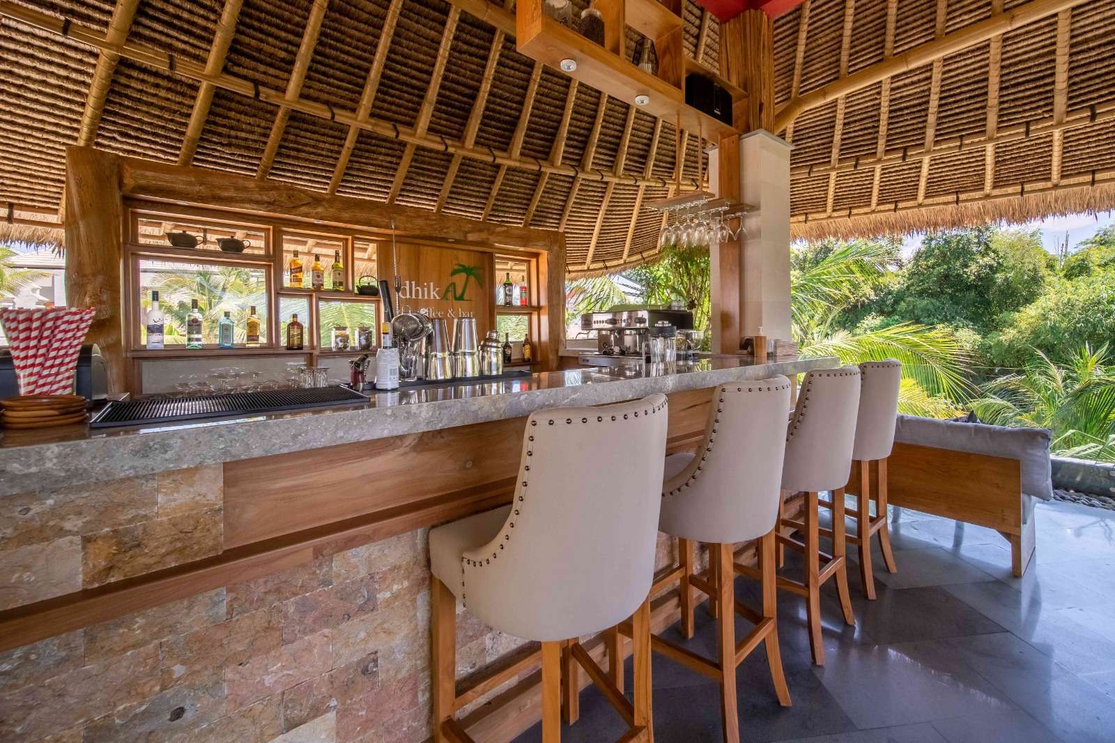Dhika Coffee & Bar1