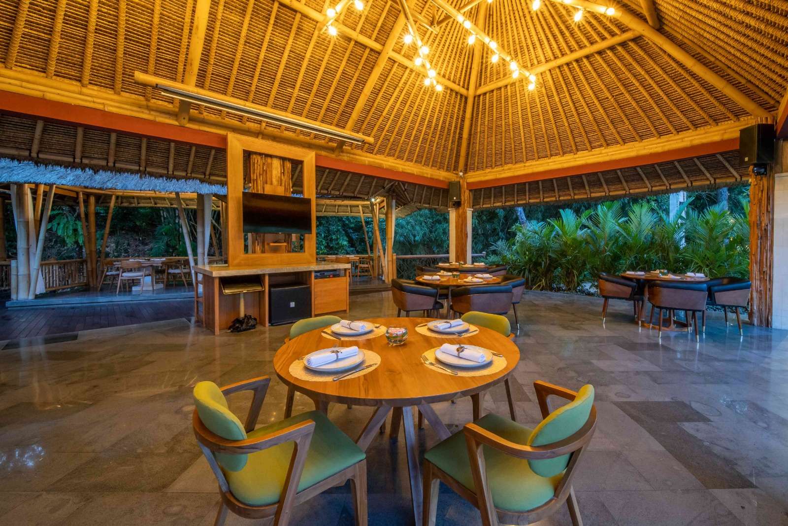 Aska Restaurant2
