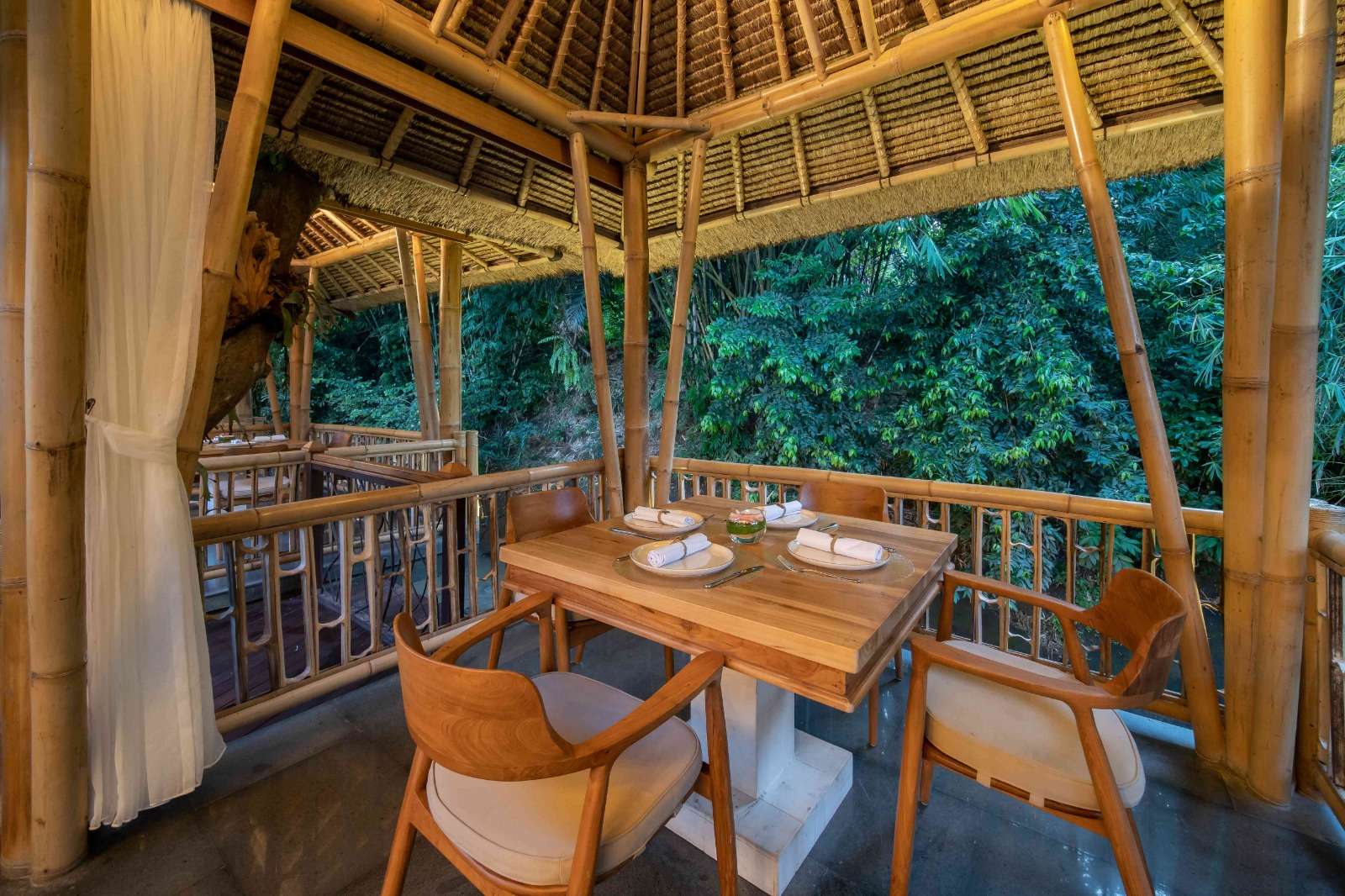 Aska Restaurant8