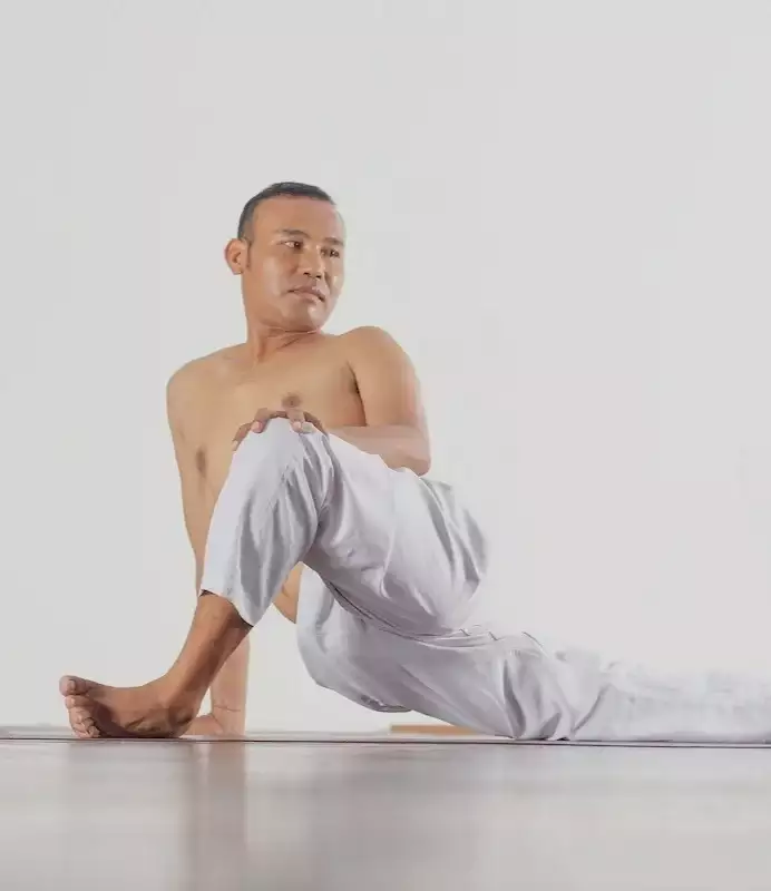 HATHA YOGA PRIVATE & GROUP CLASSES