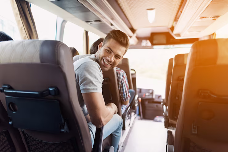 Pertama Kali Sewa Bus? Kenali 5 Ciri Bus yang Aman Untuk Perjalananmu!