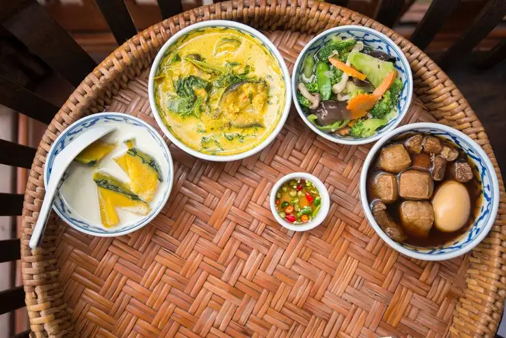 40 Makanan Khas Bali yang Wajib Kamu Cicipi Saat Liburan!