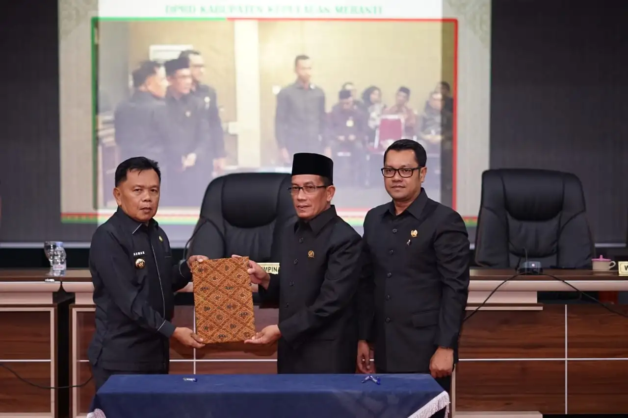 DPRD Meranti Gelar Paripurna Pengesahan APBD Perubahan 2023 Sah!