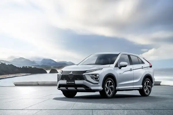 Sewa Mitsubishi Eclipse Cross 2023 Di Bali: Gratis Antar Jemput Bandara Tuban Kuta Legian Seminyak Jimbaran