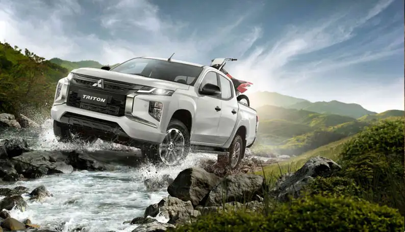 Sewa Mobil Mitsubishi Triton Lepas Kunci Driver BBM Bali Gratis Antar Jemput Bandara Kuta Area