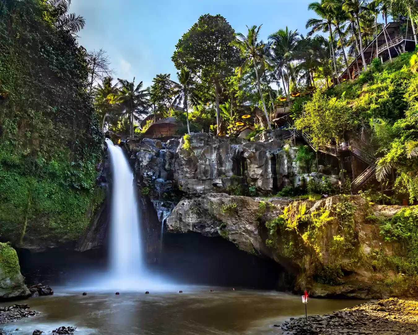 Blue Lagoon Snorkeling + Salt Village + Tegenungan Waterfall