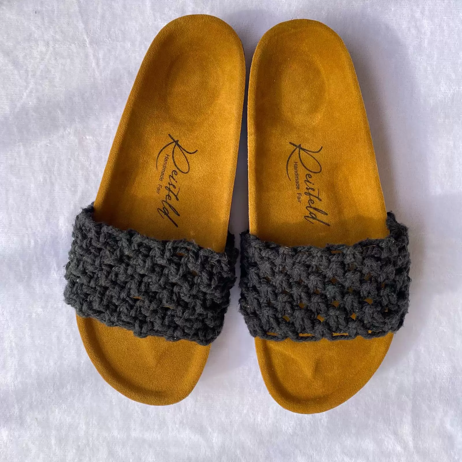 Explor our new Sandals collection 2024