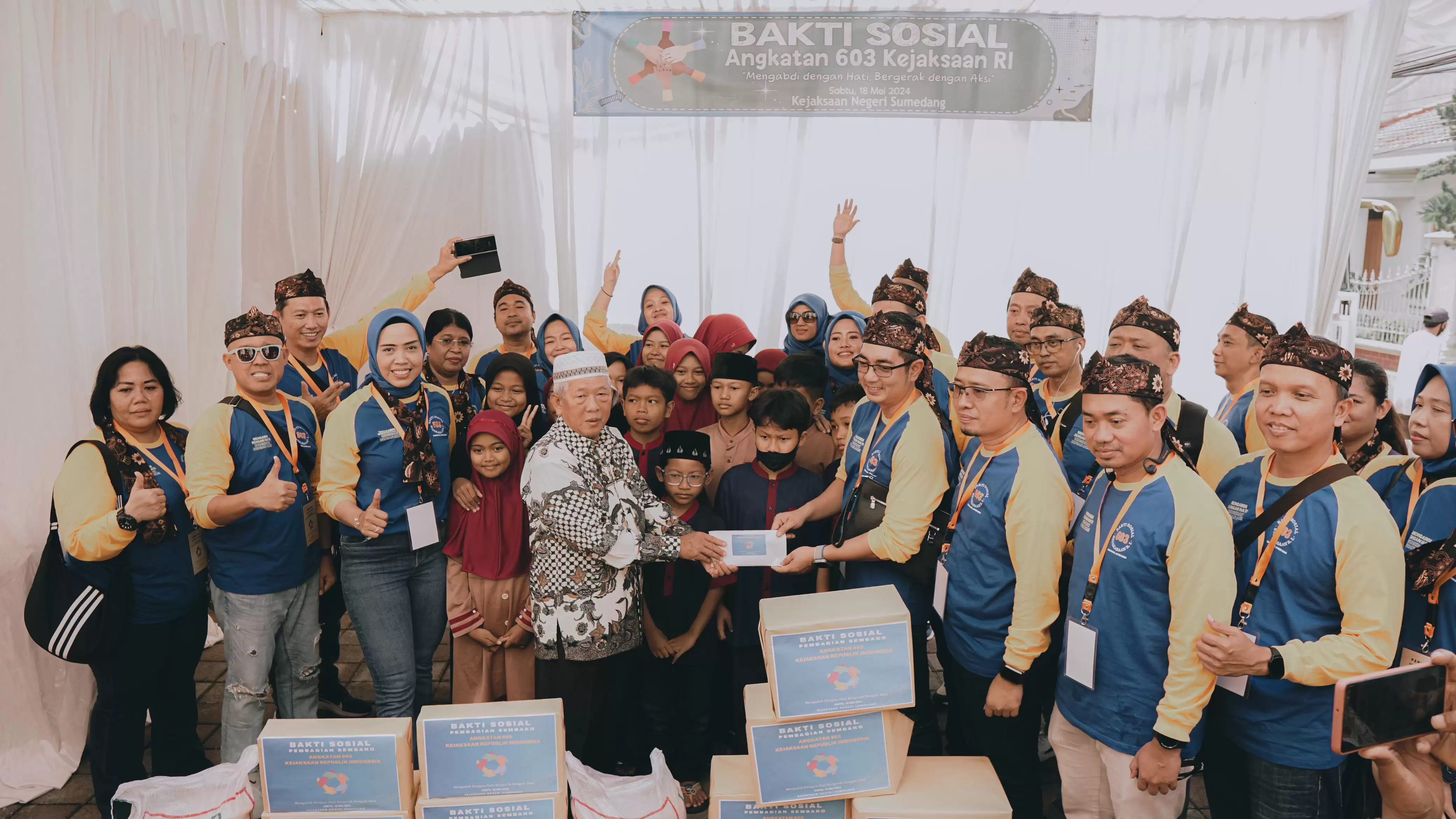 Kejaksaan RI Peduli Gelar Bakti Sosial di Sumedang-Jabar