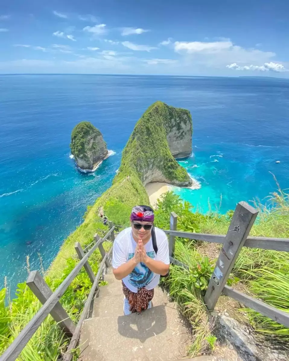 Kelingking Beach