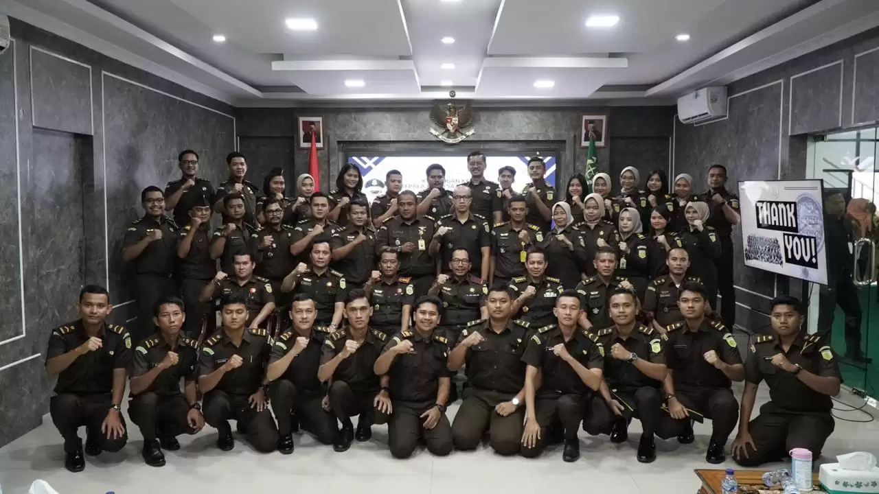 Kajati Riau Bersama Ketua IAD Wilayah Riau Melakukan Kunker dan Supervisi di Kejari Bengkalis