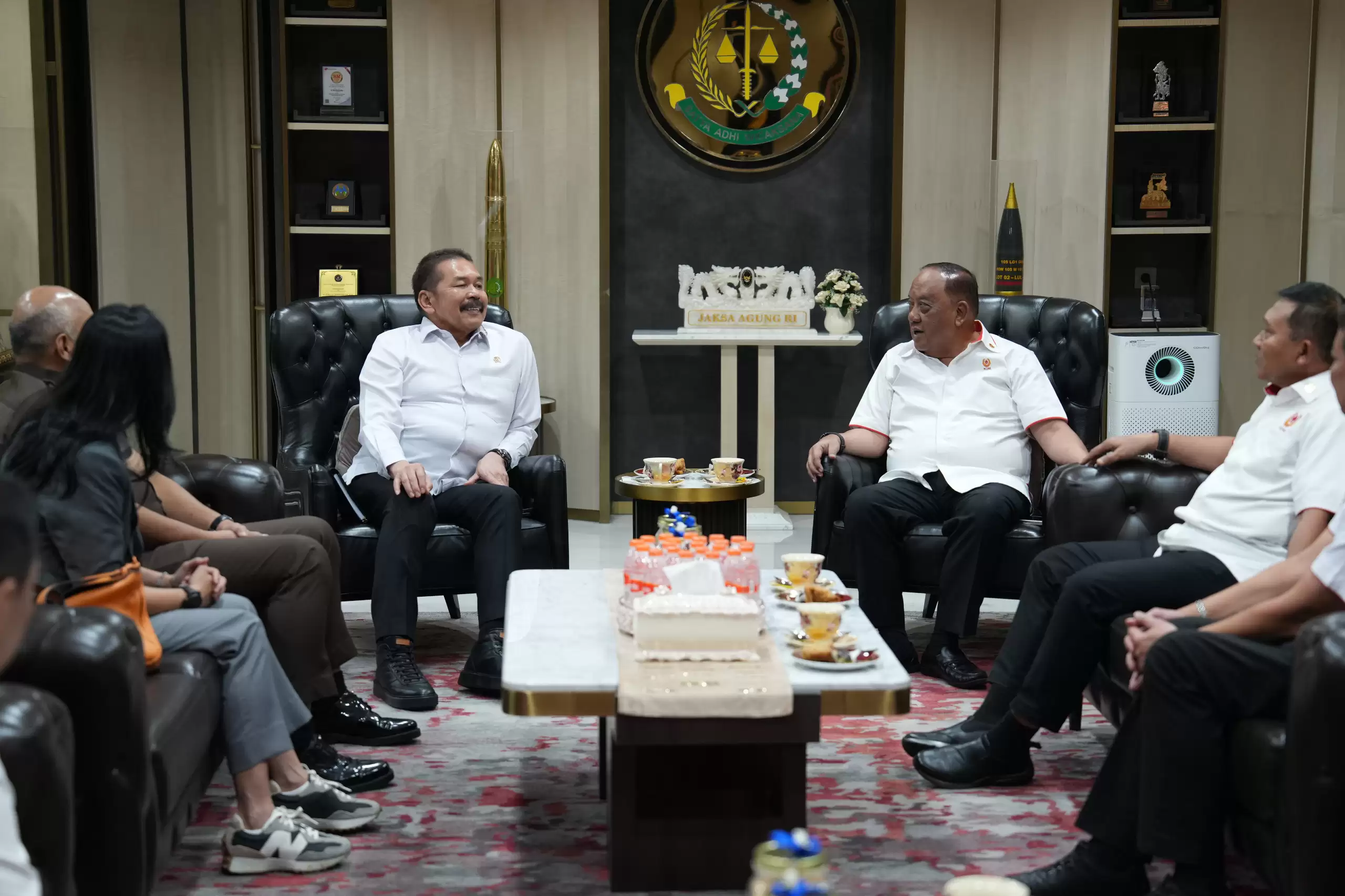 Jaksa Agung Menerima Audiensi Ketua Umum KONI Dalam Pendampingan Pelaksanaan PON XXI/PON Aceh-Sumut 2024