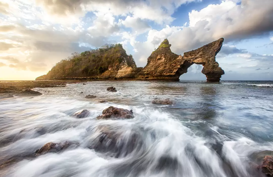 2 Days 1 Night Nusa Penida Tour + Snorkeling Package