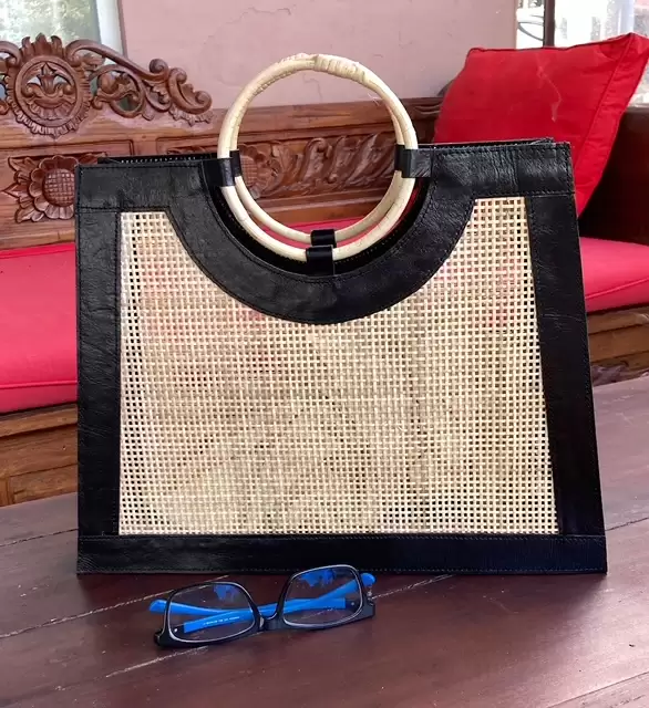 Round Handle Leather Rattan bag
