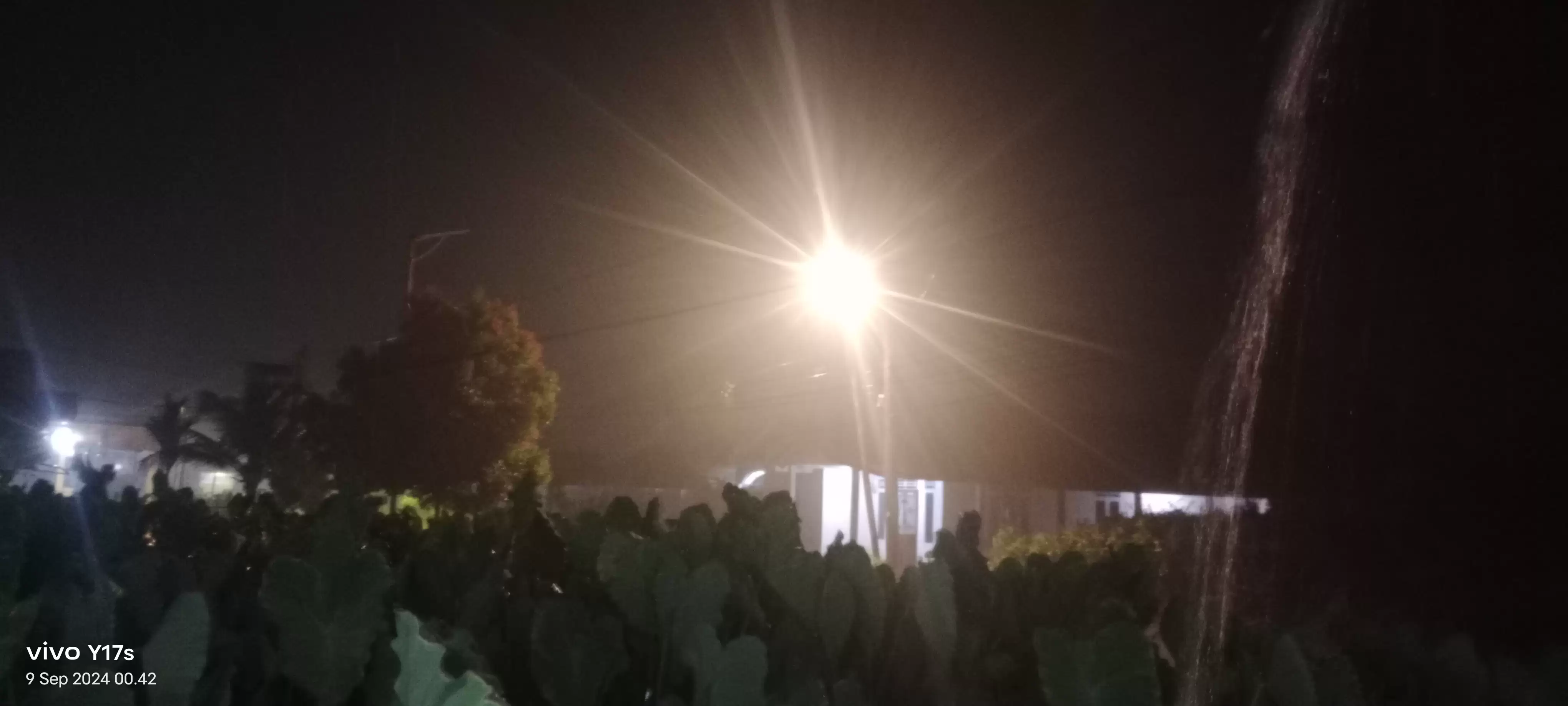 Malam Hari Hujan Lebat Melanda Ibukota Bagansiapiapi