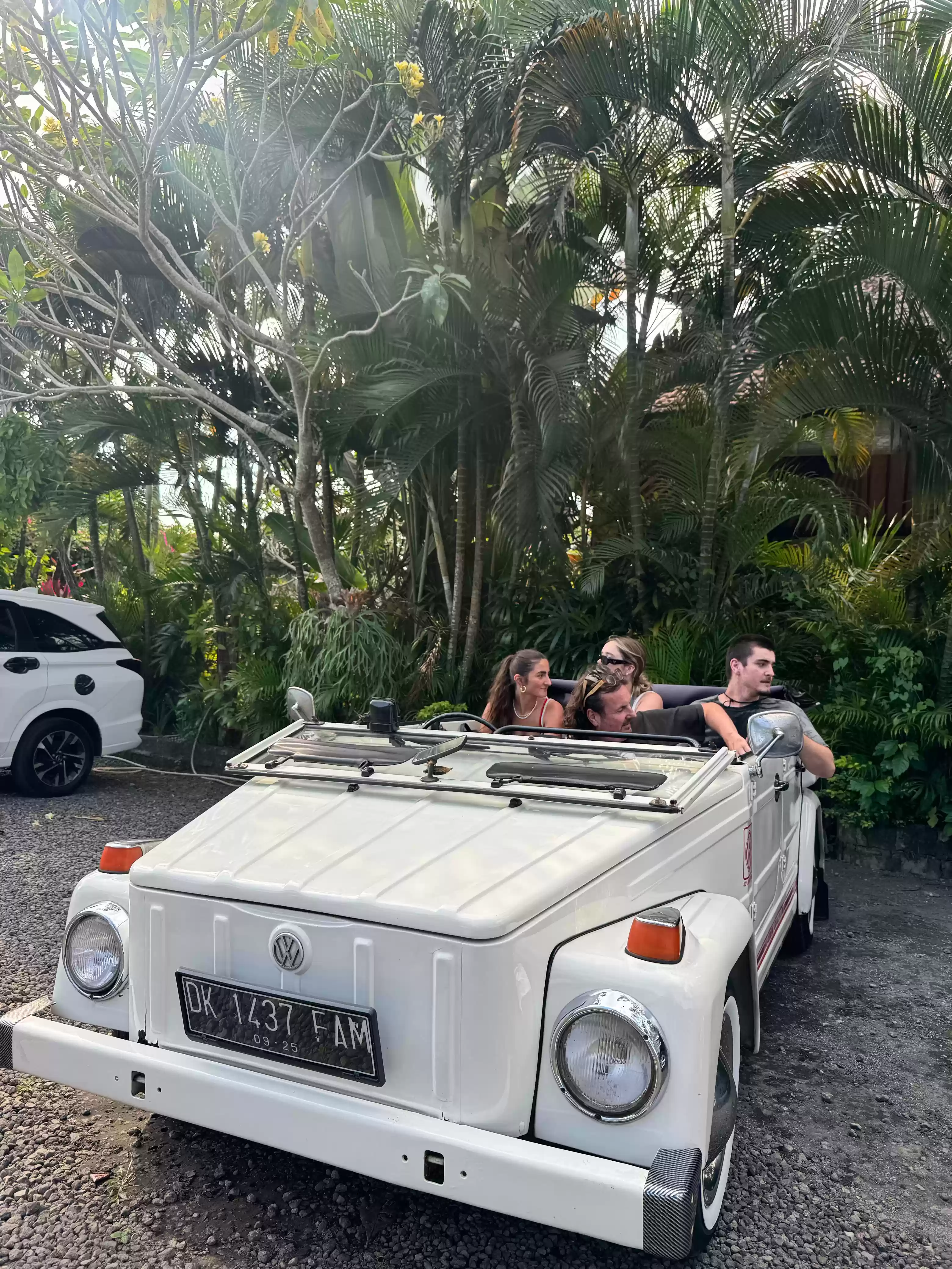 Classic Tour Lempuyang with Sexy Car