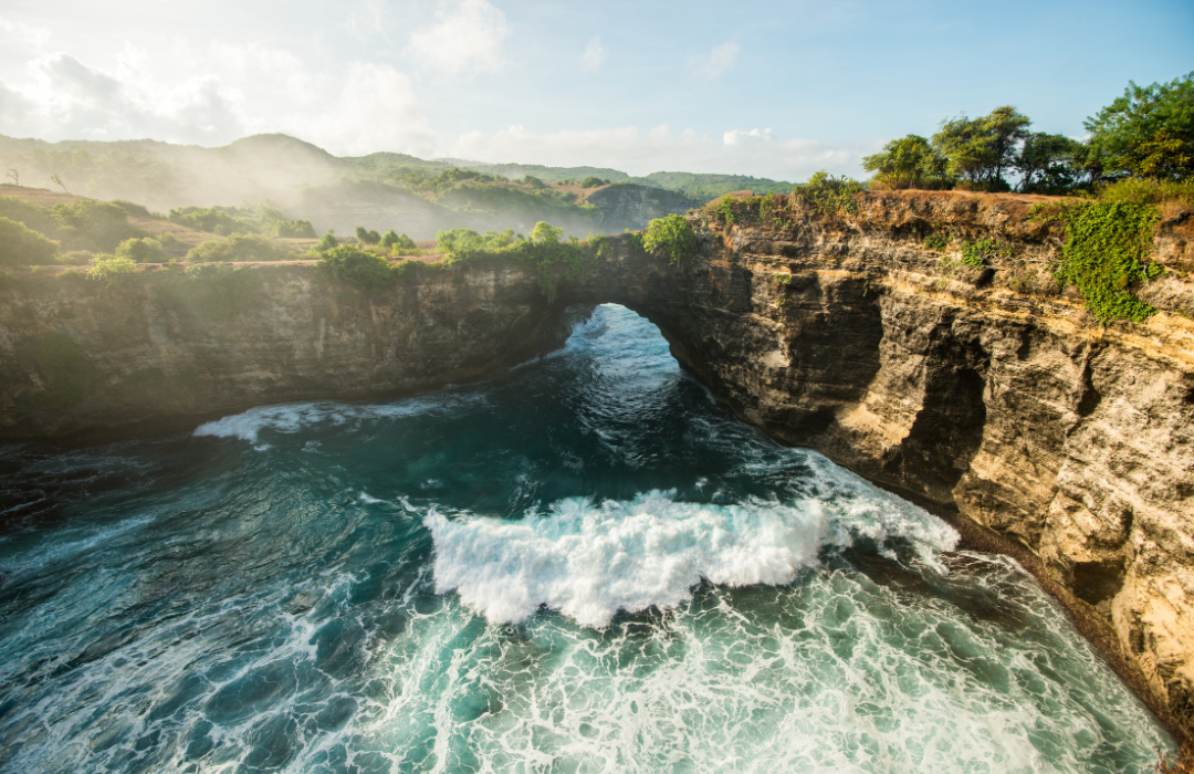 Nusa Penida – Pulau Eksotis untuk Petualangan Romantis