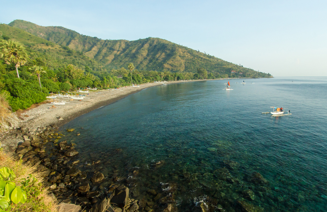 Amed – Menikmati Keindahan Bawah Laut bersama Pasangan