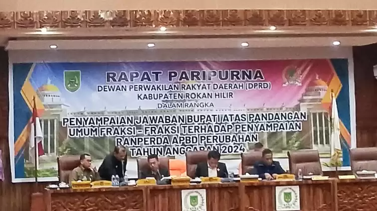DPRD Rohil Gelar Paripurna Penyampaian Jawaban Bupati Atas Pandangan Umum Fraksi-Fraksi Terhadap Ranperda APBD-P 2024