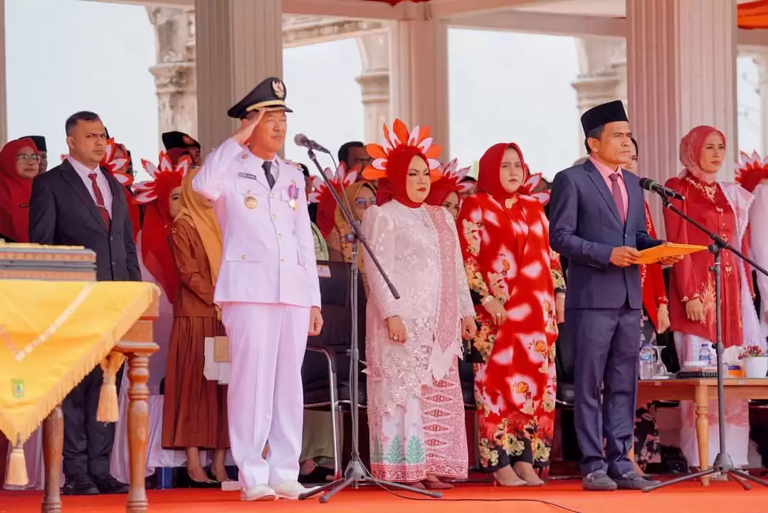 Ketua DPRD Rohil Bacakan Teks Proklamasi Kemerdekaan HUT Ke-79 Republik Indonesia di Ibukota