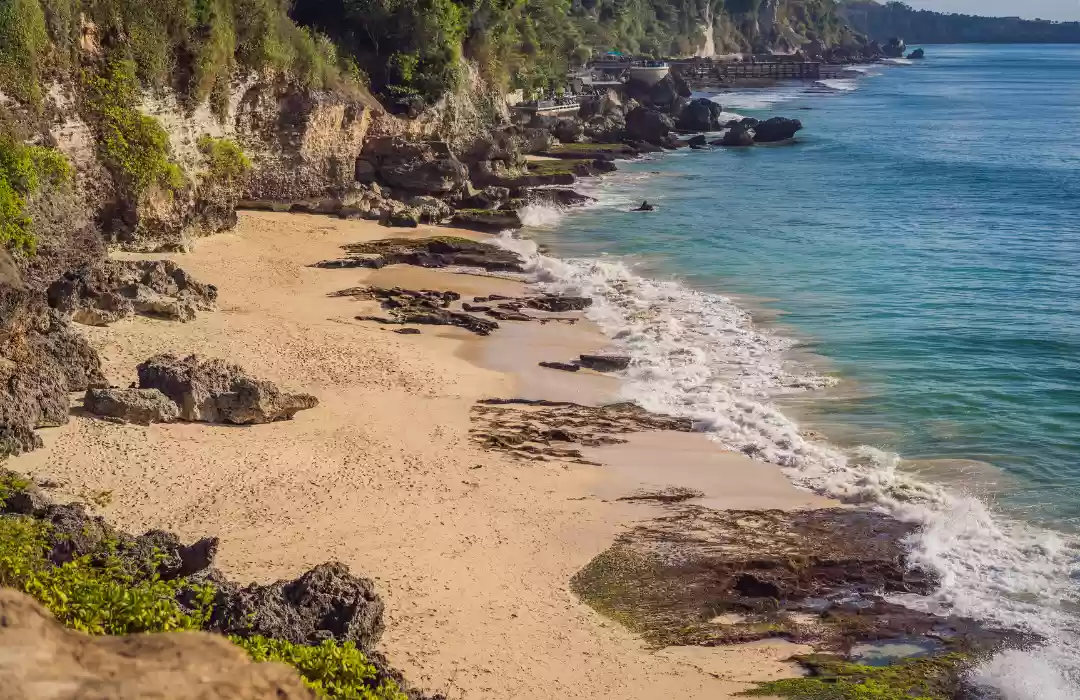 Tegal Wangi Beach – Sunset Views and Hidden Caves