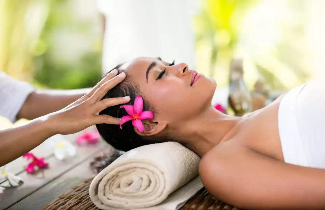  Holistic Healing and Traditional Balinese Wellness