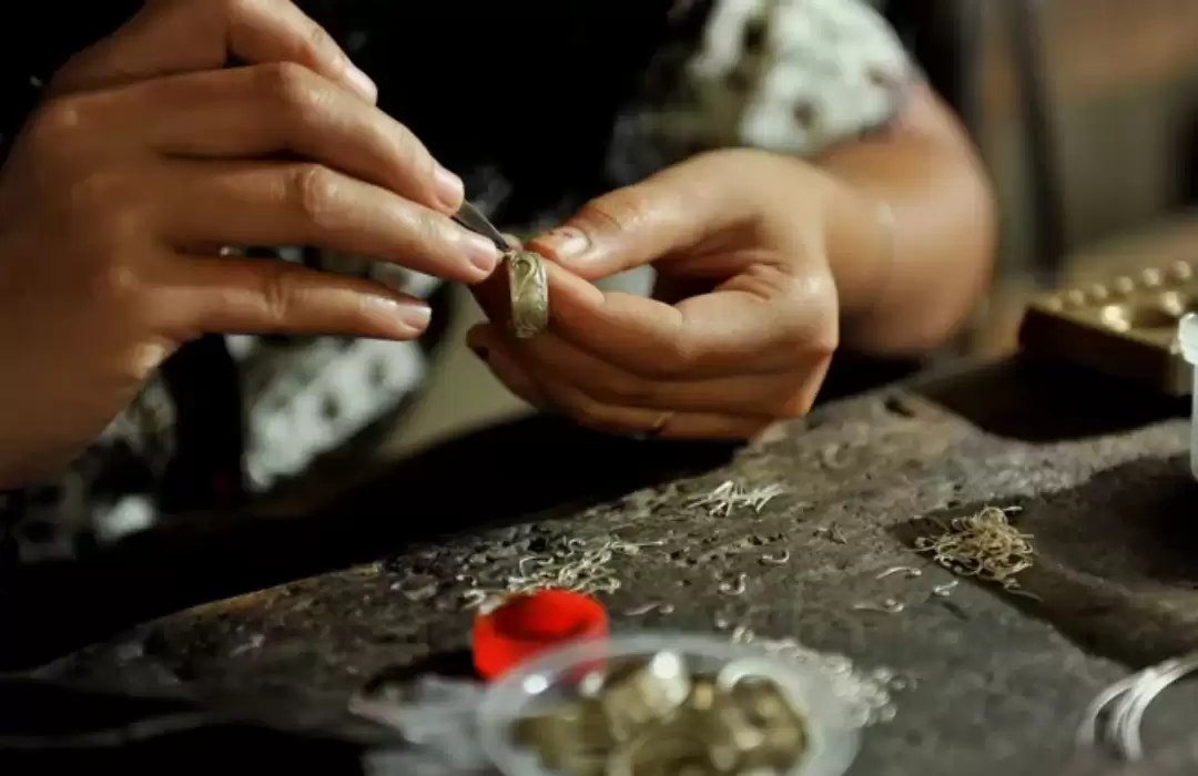 iscover Artisan Crafts and Workshops