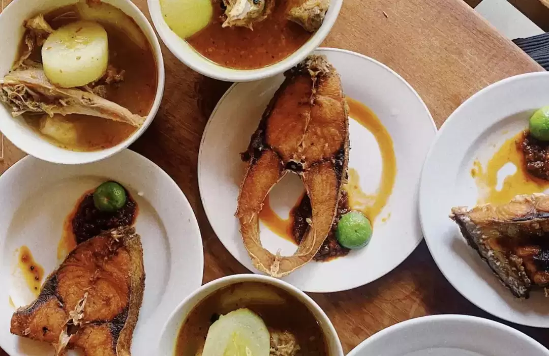 Warung Mak Beng – Legendary Fish Soup in Sanur