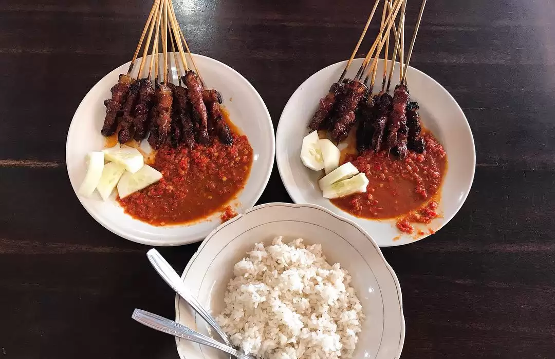 Sate Plecing Arjuna – The Best Balinese Satay in Denpasar