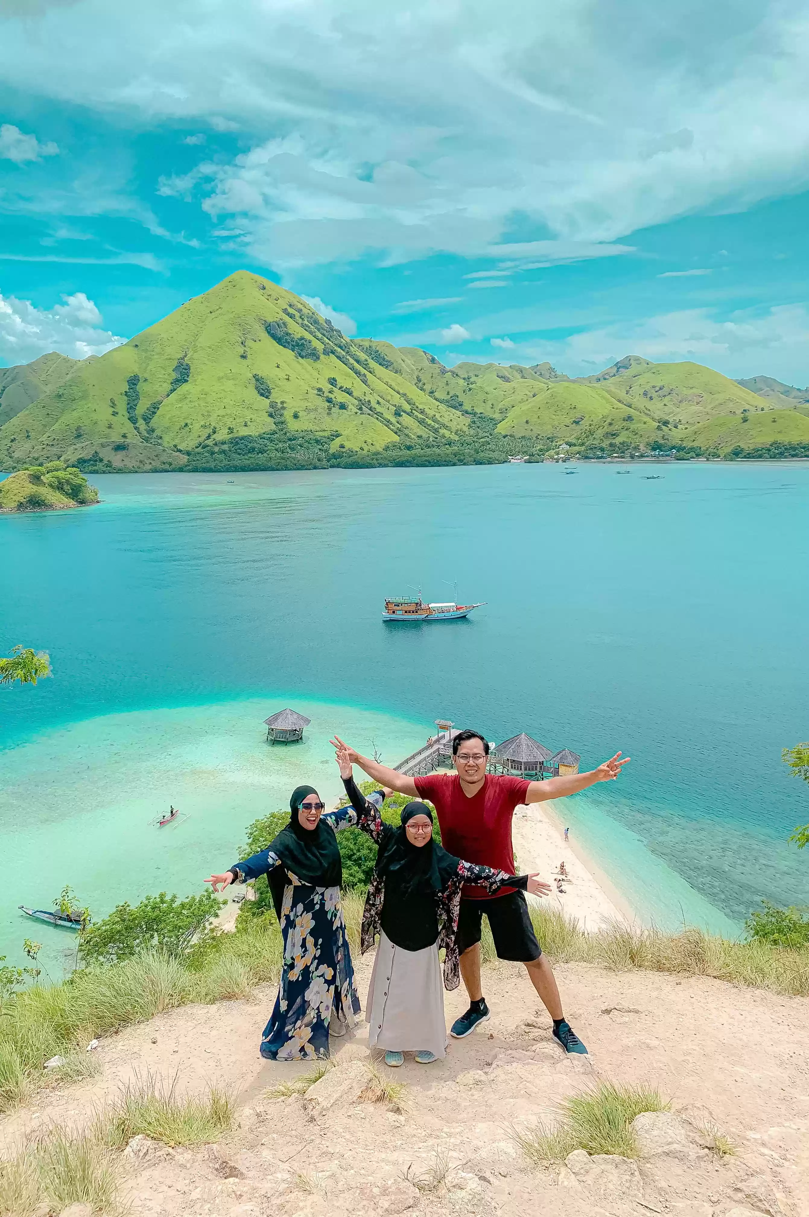 Sailing Trip Pulau Komodo 3 Hari 2 Malam