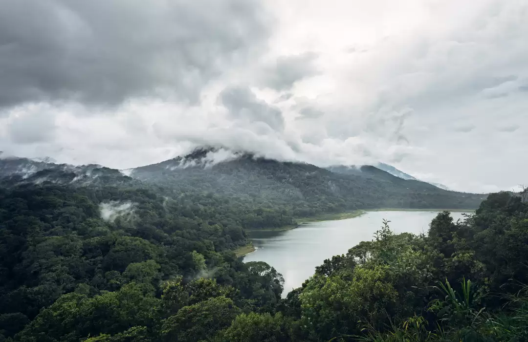 Danau Tamblingan - Bedugul