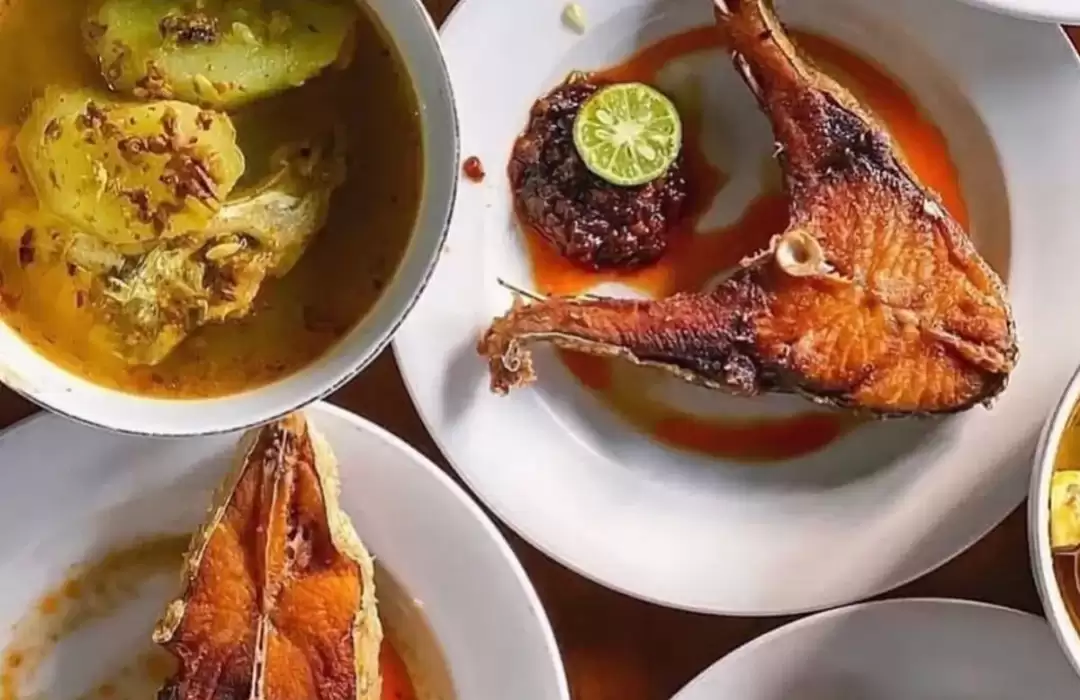 Relish Authentic Balinese Seafood at Local Warungs