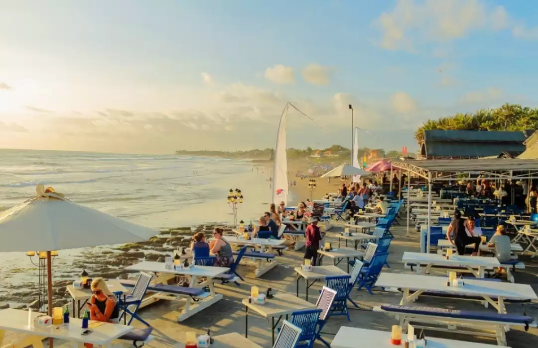 Feast on Seafood at Echo Beach Club