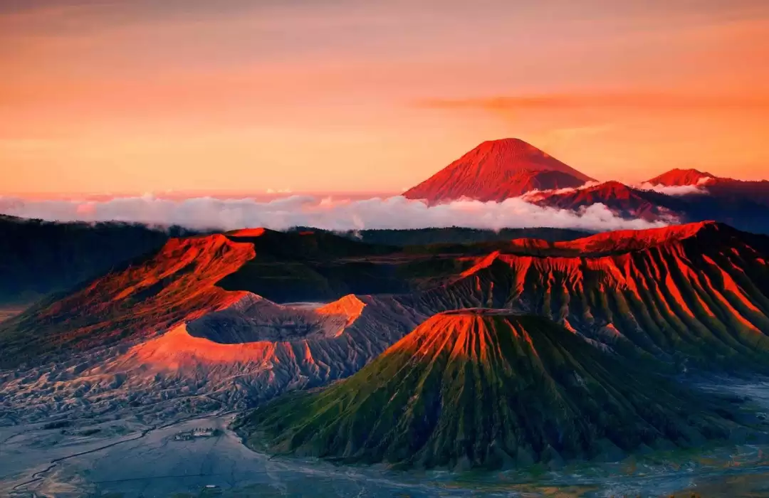 East Java: Witness the Majestic Mount Bromo