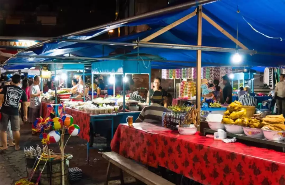 Wisata Kuliner Malam