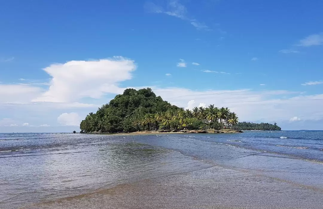 Pantai Air Manis
