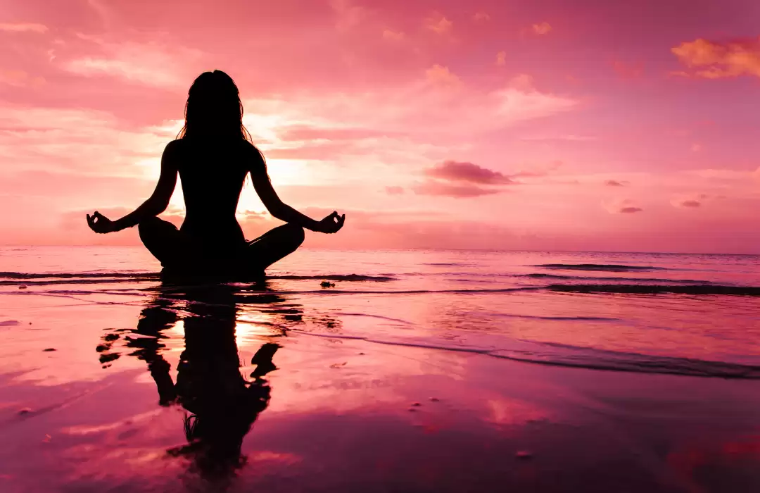 Menjaga Kesehatan dengan Retreat Yoga atau Meditasi