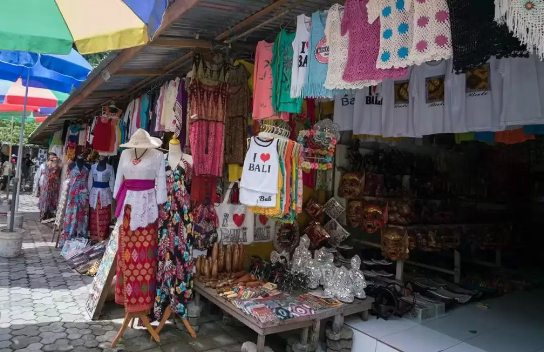 Sanur Christmas Market: A Beachside Celebration