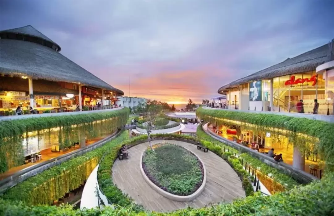 Explore Bali’s Festive Light Displays