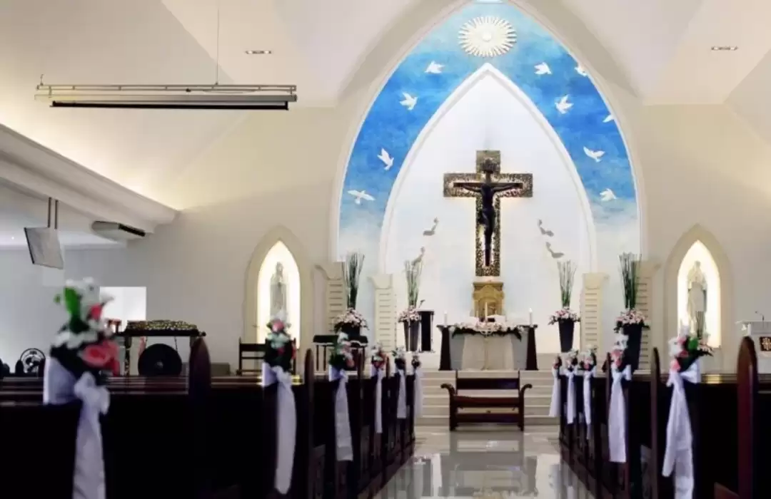 Traditional Christmas Eve Service at St. Francis Xavier Church, Kuta