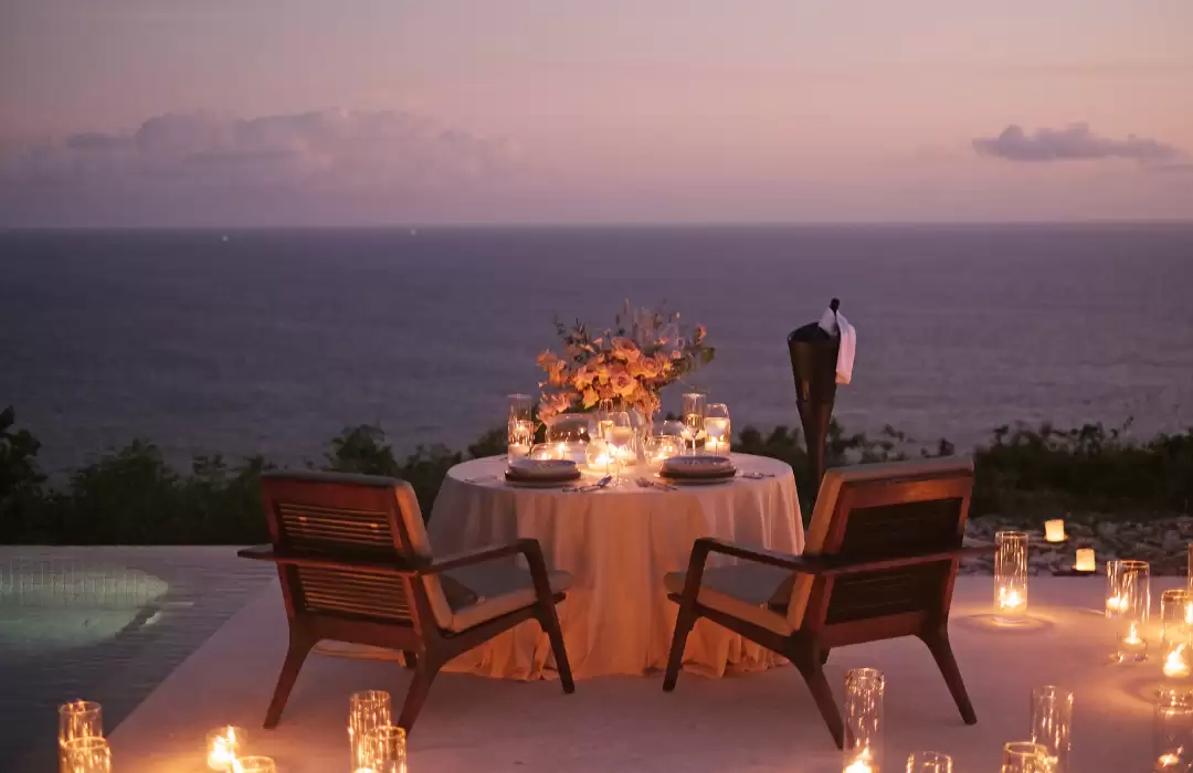 Candlelit Dinner at Alila Villas Uluwatu