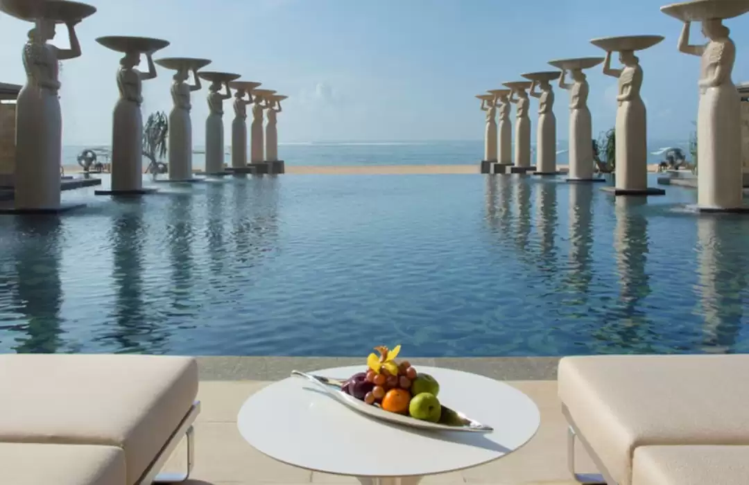 Nusa Dua: Luxury and Extravagance