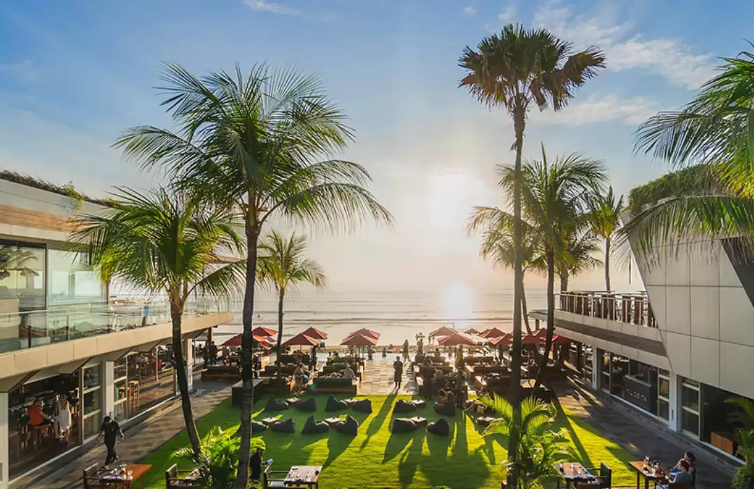 Pesta Natal di Beach Club