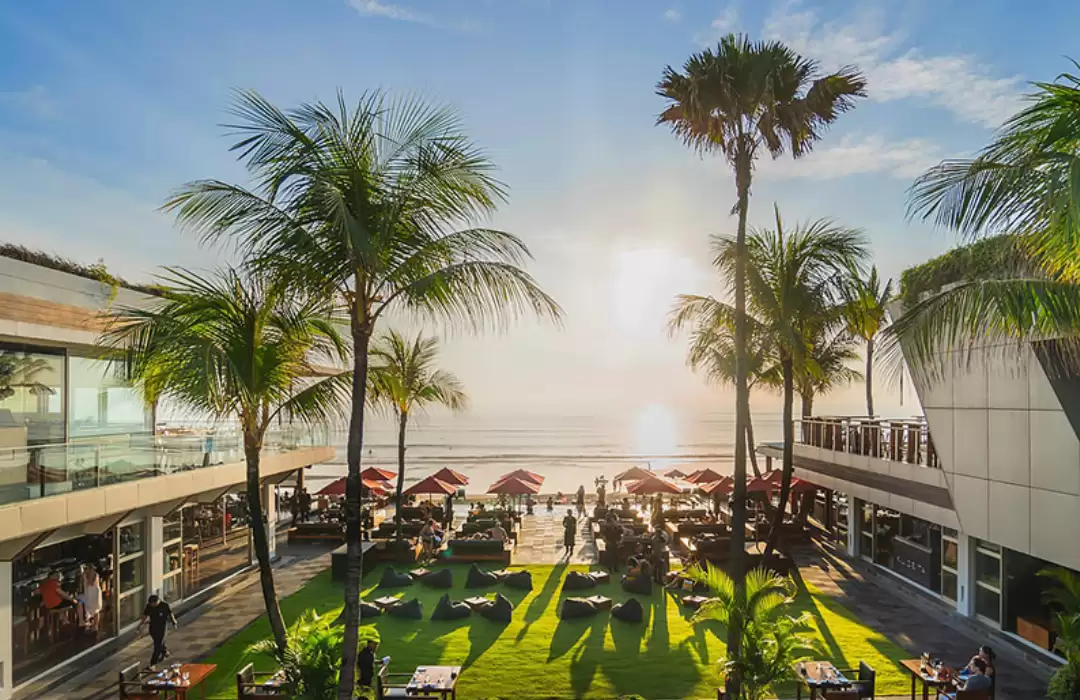 Ku De Ta, Seminyak: Chic and Festive