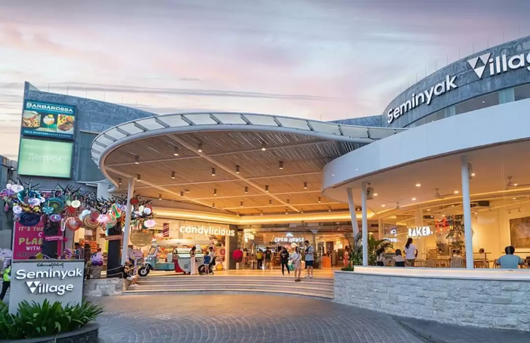  Join Festive Events and Markets