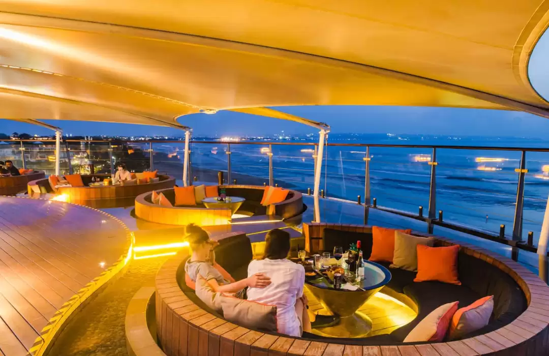 Rooftop at Double-Six: Elevated Elegance
