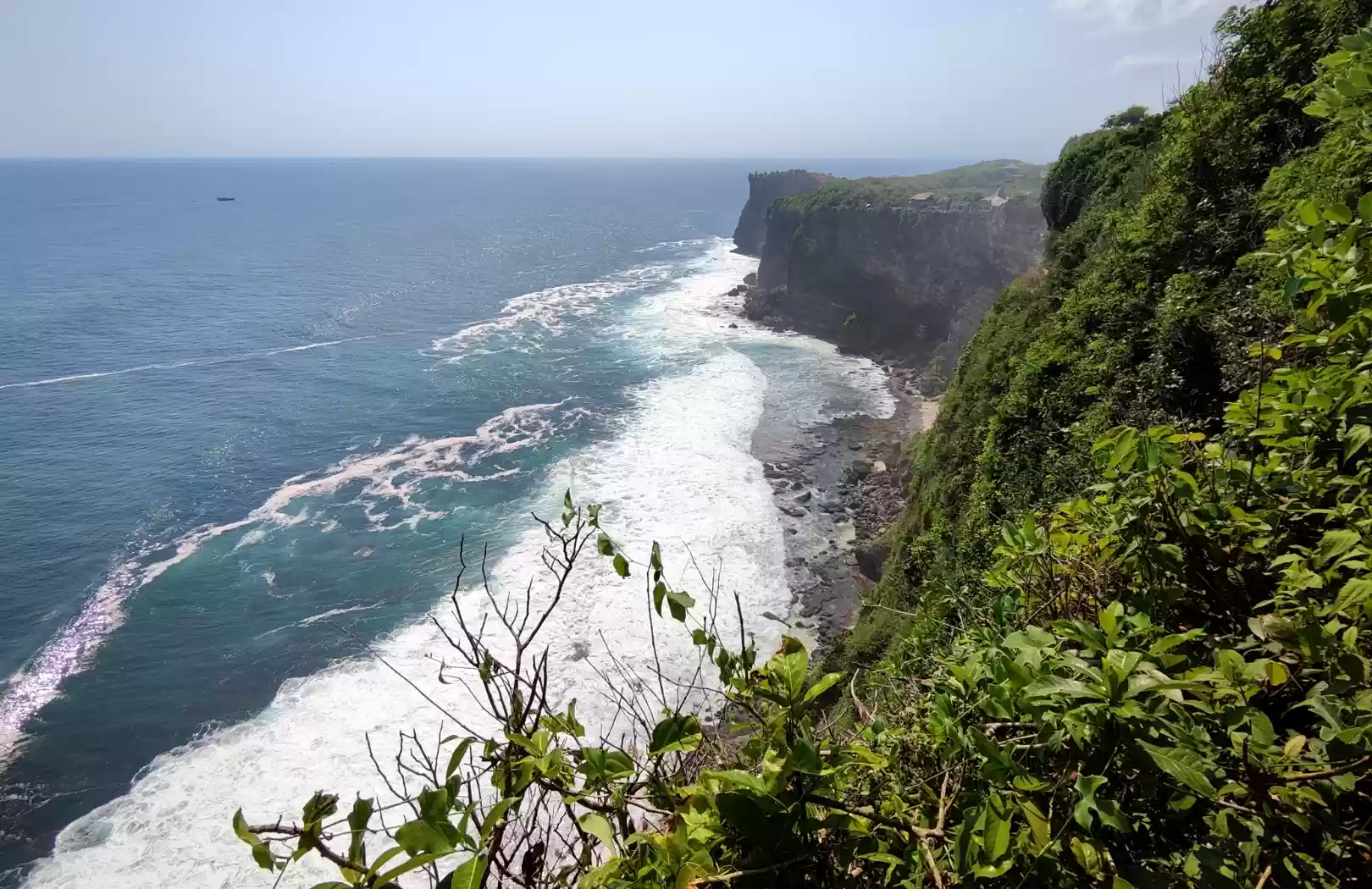 Karang Boma Cliff