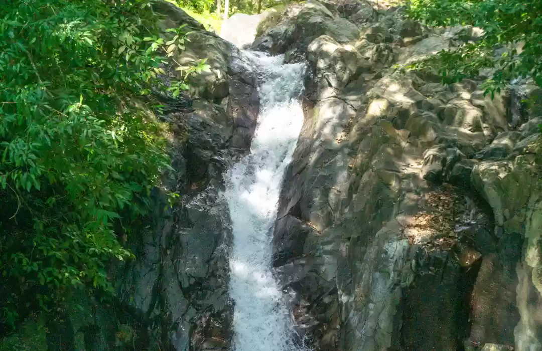 Aling-Aling Waterfall: Adventure Awaits
