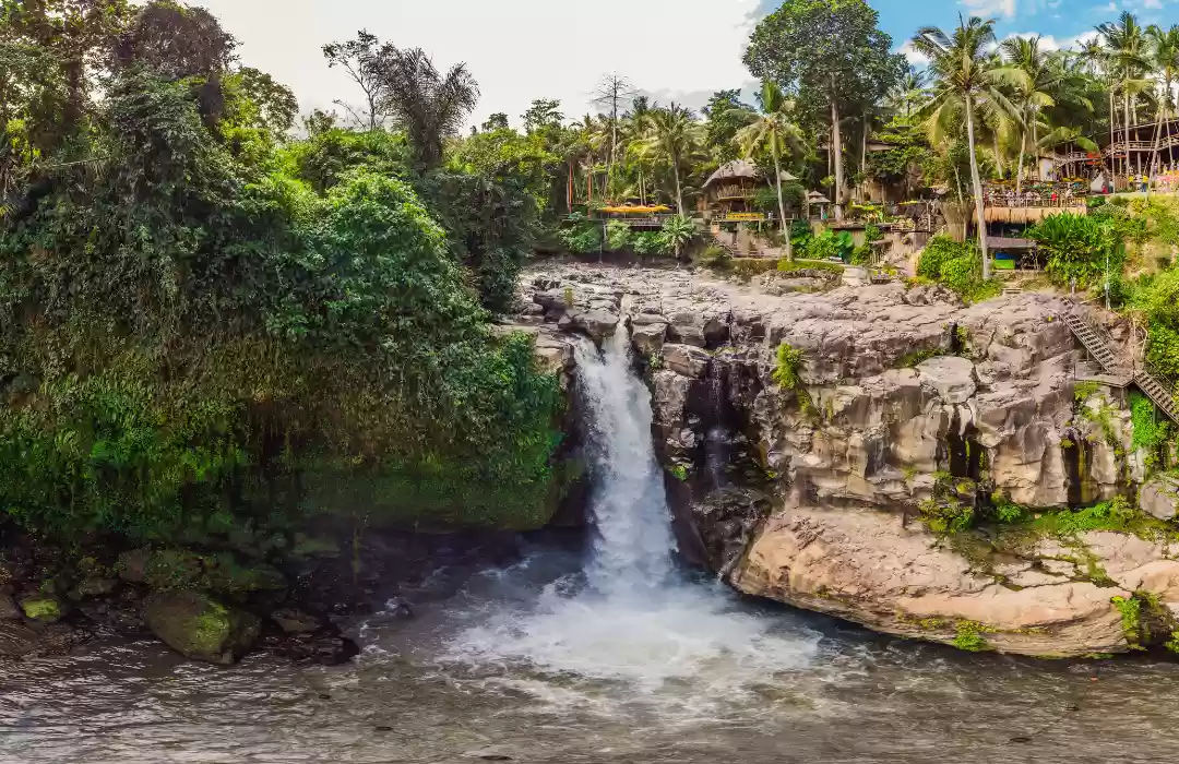 Tegenungan Waterfall: Accessible Beauty Close to Ubud