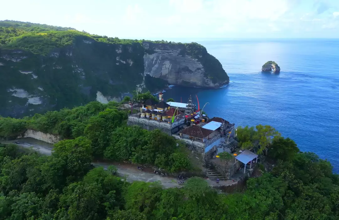 Banah Cliff - A Hidden Viewpoint in Nusa Penida